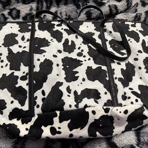 Large fashion tote NWOT